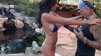 Tera Patrick's outdoor anal adventure with a well-endowed partner
