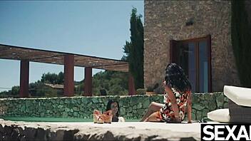 lesbian beauties have hot sweaty sex with dripping wet orgasms 😍