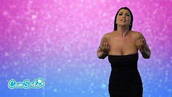 Romi Rain's viral video on camsoda featuring squirts, memes, and internet sensations