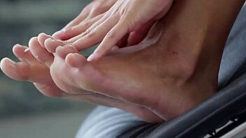 Fetish Slut Feels Intense Pleasure Getting Railed And Cummed On