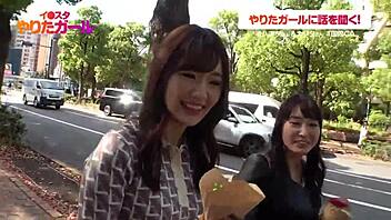 uhh, girls deep kissin’ in cosplay, got me hooked on ca duo squirtin’ wtf