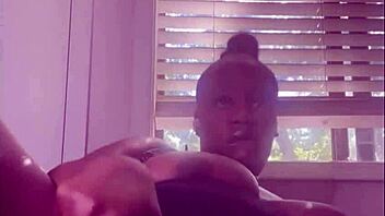 harley harper squirts everywhere in wet solo fun