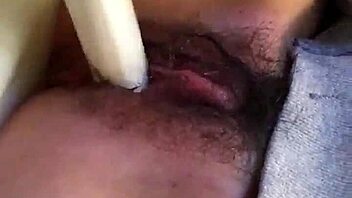 Japanese Girl Masturbates With Squirting Close-Up
