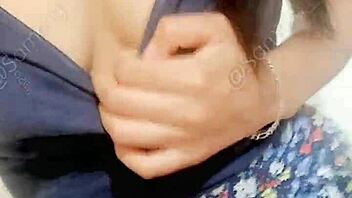 Erotic story shared alone with Sofía