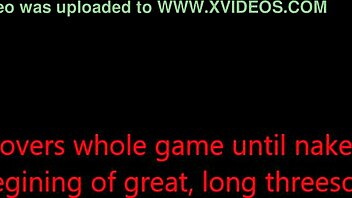 Sexigrajka in strip poker game