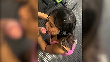 Dando pro personal da academia