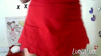 Married latina with big tits and ass squirts with blue dildo, full of desire.