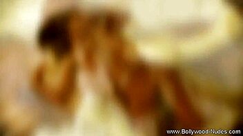 Asian babe giving handjob and blowjob 😊