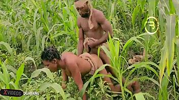 Amaka, the village slut, sneaks to Okoro's farm. A quick blowjob turns steamy fast.