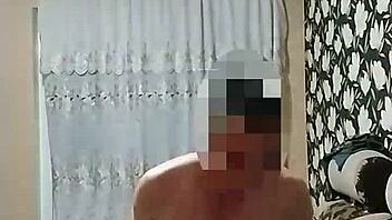 Milf jumps on big dick, homemade amateurs 😍🍆