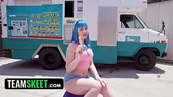 Gorgeous jewelz blu fucks for ice cream