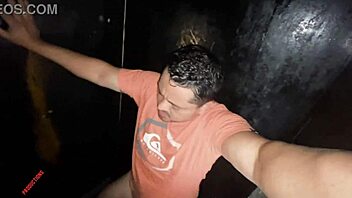 Gay amateur gets his ass fucked by a Middle Eastern bimbo for cash