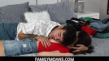 Familymoans: Fucking Slut Sister Reyna Delacruz With Creampie