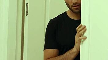 Gianna Dior and Autumn Falls share boyfriend in steamy threesome scene