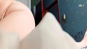 Motorizado De Entrega De Comida Entra A Verga A Mujer Infiel Adicta A La Verga