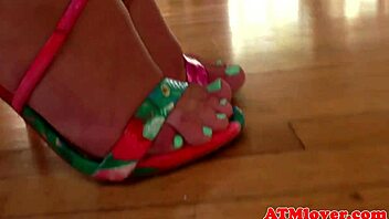 does this perfect babe toy her pussy and ass gaping?