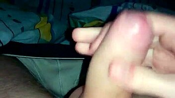 Wow, that bisexual masturbation leads to huge cumshot!