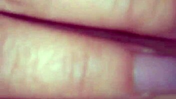 Sensual solo play with Leche touch