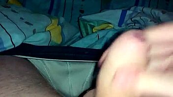 Wow, that bisexual masturbation leads to huge cumshot!