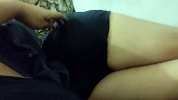 Steamy yoga and massage session with a mature amateur