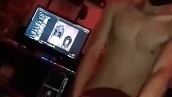 Follando el culo de la puta vecina con big black cock