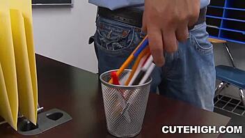 Naughty Scarlet Banks Giving Blowjob And Fucking In Uniform Roleplay