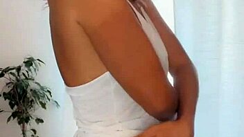 striptease for my fans -yenniferpink