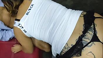 haciendo cuckold para mi esposo, sharing on xvid red