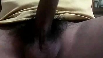 cậu bé nứng cậu thủ dâm bắn tinh tung tóe