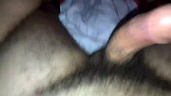 Sexy Prostitute Twerks Ass Before Anal and Squirting Show