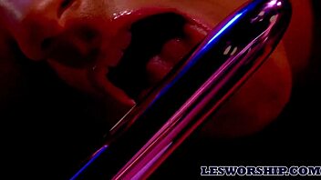 jayden jaymes licks pussy 😍