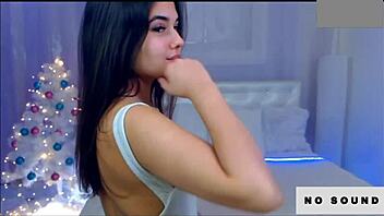 Beautiful girl shows tits and ass on webcam