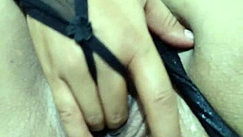 Lockdown o unico de bom que tem para fazer é chamada de video com a paty bumbum 10 minutos 30 reais - 20 minutos 50 reais aceita pix no brasil e paypal no exterior 55 13 997734140