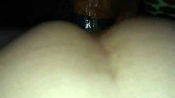 Transsexual shemale in intense anal assfucking session