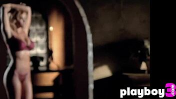 Blonde milf with big tits christine smith posed naked after she striptease!