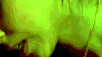 indian woman gives the best fellatio experience in a sensual way