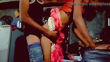 Desi bhabhi's tight chut gets pounded hard in kitchen hideout