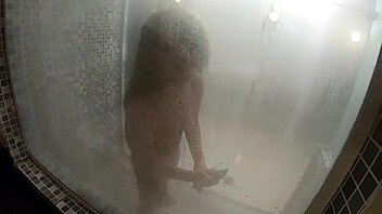 Quando Tr�s Gostosas Se Preparam Para Fuder Vira Essa Orgia - Elisa Sanches - Pamela Pantera - Alessandra Carvalho