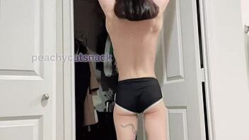 Super Strong Petite 18+ Asian Muscle Girl Nude in Archer Pull-Ups Workout