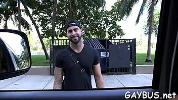 who's winning this wild gay blowjob contest?