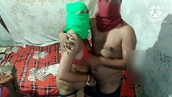 Peel this hot desi pussy?