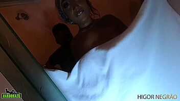 Caught this Brazilian hottie in the shower craving my hard thrust - Alice Chilena.