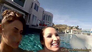 Brunette intensely licks babe's feet outdoors in POV