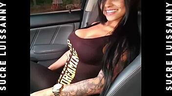 Sensual Luisanny's seductive striptease and twerking performance