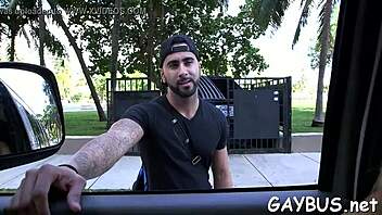 who's winning this wild gay blowjob contest?