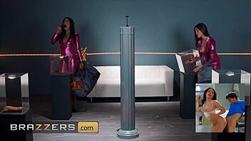 i'm kendra spade fucking the security guard so hard