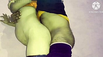 Mature Asian Bhabhi Gets Intense Fucking With Big Cock