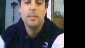 Argentinian guy shows short dick on webcam!