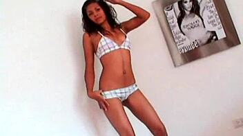 Carina 18 rubs her tight pussy hard