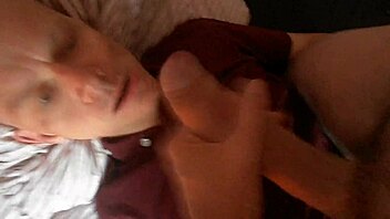 i love morning cum in my mouth.